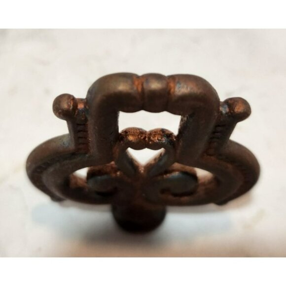 Vintage Cast Iron Coat Hooks And Lamp Finials 4 Pieces Unique Hooks 8" - Picture 10 of 16